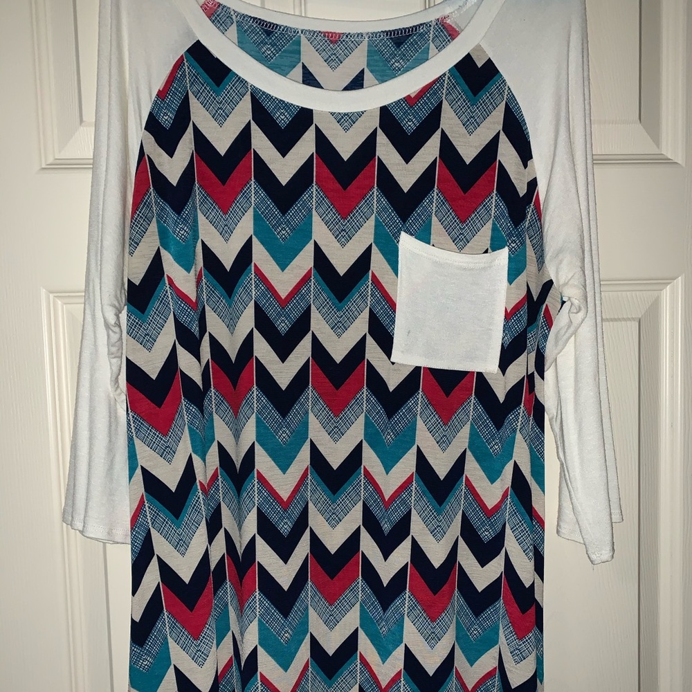 Plus Size Chevron Print Tunic Top with Pocket